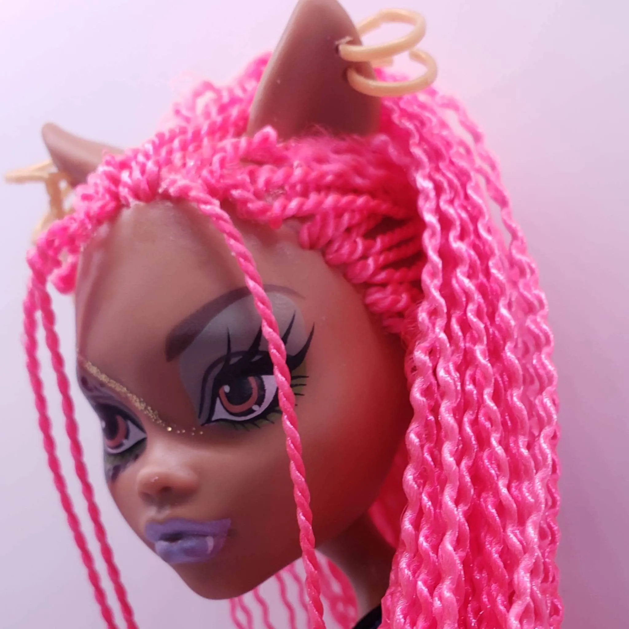 DG Nylon Micro Twist Braids Cypress  BH257-2 2mm 1oz/28g 36in/92cm Doll Hair
