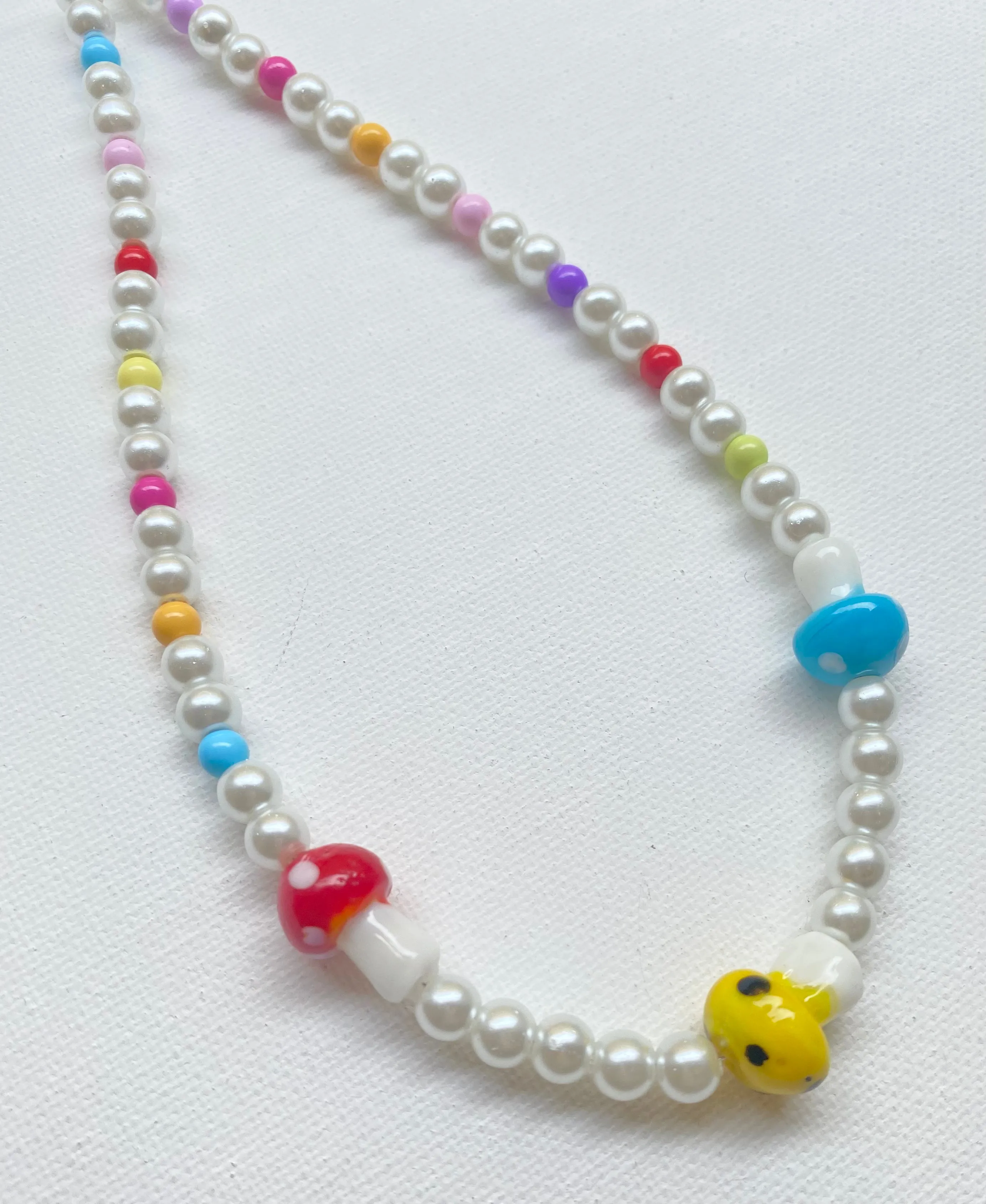 Mushroom Necklace Kit: Glass pearls