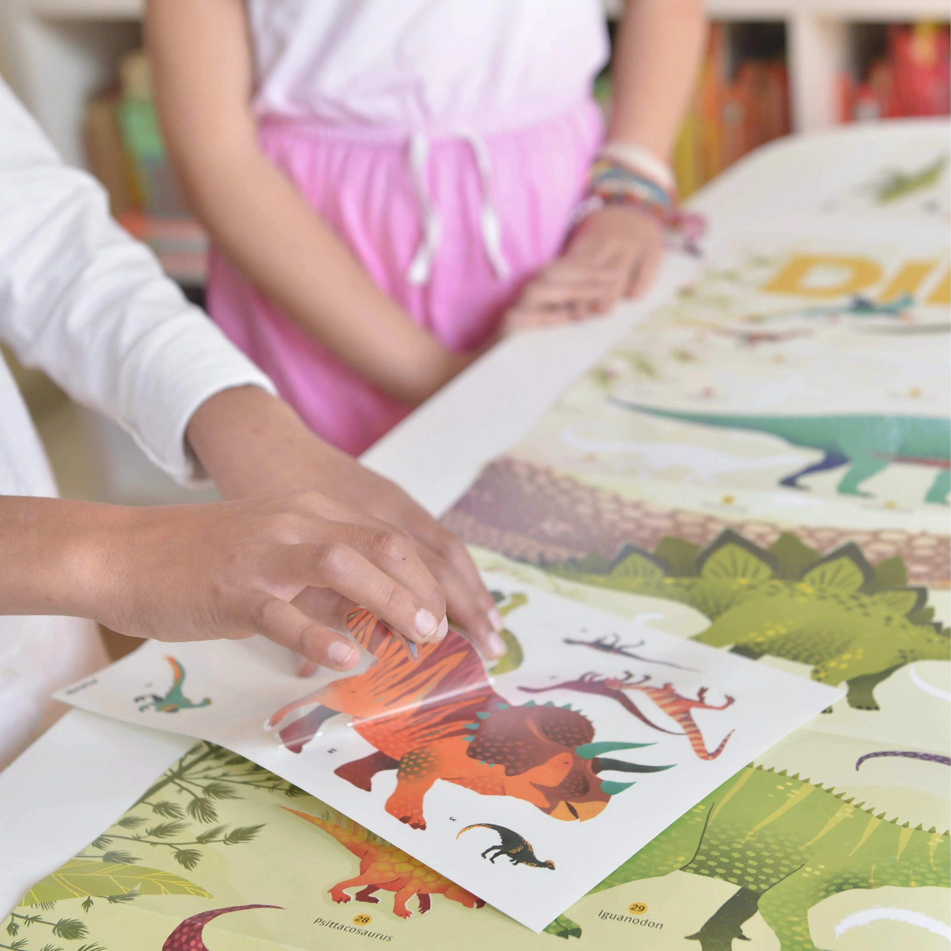 Poppik - Sticker Poster - Dinosaurs